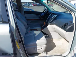 2004 Lexus RX 330 with VIN JTJHA31U240049822, listed as a IAAI auction lot 41967886 with 187,022 mi miles. Bid and sale history available at carsss.com. Image 5.