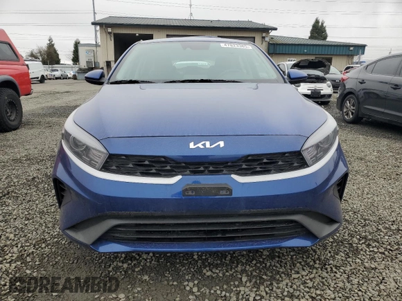 2024 Kia Forte LXS with VIN 3KPF24AD4RE832071, listed as a Copart auction lot 47823385 with 2,819 mi miles and Salvage Title. Bid and sale history available at carsss.com. Image 5.