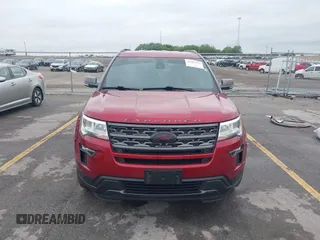 2019 Ford Explorer XLT z VIN 1FM5K8D80KGA41393, wystawiony jako IAAI lot #42287545 z przebiegiem 72 162 mil mil oraz . Historia ofert i sprzedaży dostępna na DreamBid. Obrazek 13.
