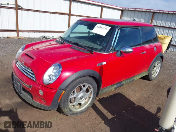2005 MINI Hardtop S with VIN WMWRE33475TG95480, listed as a IAAI auction lot 42262729 with 148,893 mi miles and . Bid and sale history available at DreamBid. Image 2.