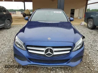 2018 Mercedes-Benz C 300 z VIN 55SWF4JB6JU240347, wystawiony jako Copart lot #55874985 z przebiegiem 101 697 mil mil oraz Szkoda całkowita • Salvage title. Historia ofert i sprzedaży dostępna na DreamBid. Obrazek 5.