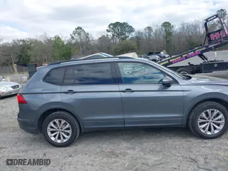 2018 Volkswagen Tiguan S with VIN 3VV1B7AX9JM088226, listed as a IAAI auction lot 41804141 with 68,026 mi miles. Bid and sale history available at carsss.com. Image 13.