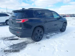 2024 GMC Acadia FWD Elevation z VIN 1GKENKKS7RJ224119, wystawiony jako IAAI lot #41259090 z przebiegiem 9 633 mil mil oraz . Historia ofert i sprzedaży dostępna na DreamBid. Obrazek 4.