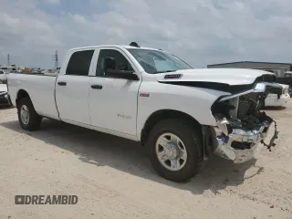 2021 Ram 2500 Tradesman z VIN 3C6UR4HJ7MG674067, wystawiony jako Copart lot #57475604 z przebiegiem 54 009 mil mil oraz Szkoda całkowita • Salvage title. Historia ofert i sprzedaży dostępna na DreamBid. Obrazek 4.