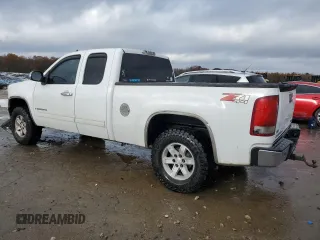 2009 GMC Sierra 1500 SLE with VIN 1GTEK29069Z262161, listed as a Copart auction lot 79639063 with 241,338 mi miles and Salvage Title. Bid and sale history available at carsss.com. Image 2.