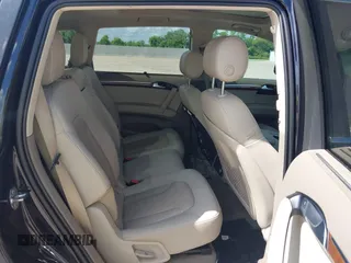 2015 Audi Q7 S line Prestige with VIN WA1DGAFE9FD004677, listed as a IAAI auction lot 42590832 with 150,143 mi miles and . Bid and sale history available at DreamBid. Image 8.