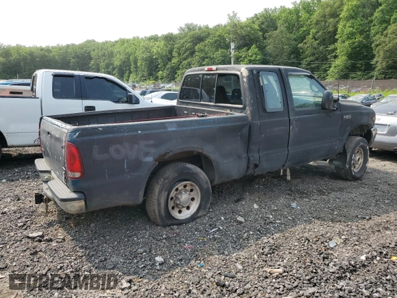 2000 Ford F-250 XL с VIN 1FTNX21L7YEC94100, выставлен на аукционе Copart как лот 58923025 с пробегом 199 015 миль миль и Списание • Salvage title. История ставок и продаж доступна на DreamBid. Изображение 3.