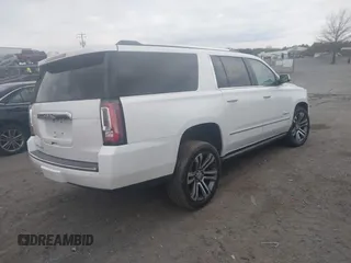 2020 GMC Yukon XL Denali with VIN 1GKS2HKJ9LR225805, listed as a IAAI auction lot 41892365 with 45,494 mi miles. Bid and sale history available at carsss.com. Image 4.
