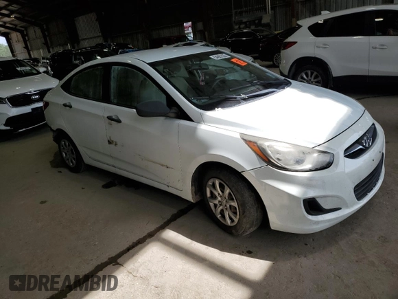 2014 Hyundai Accent GLS z VIN KMHCT4AE9EU709379, wystawiony jako Copart lot #54667835 z przebiegiem Nie podano mil oraz Szkoda całkowita • Salvage title. Historia ofert i sprzedaży dostępna na DreamBid. Obrazek 4.