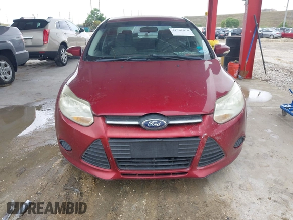 2013 Ford Focus SE with VIN 1FADP3F2XDL175065, listed as a IAAI auction lot 41982870 with 120,661 mi miles. Bid and sale history available at carsss.com. Image 6.