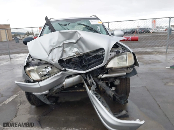 2001 Mercedes-Benz M-Class with VIN 4JGAB54E61A237617, listed as a IAAI auction lot 41788348 with 178,752 mi miles. Bid and sale history available at carsss.com. Image 6.