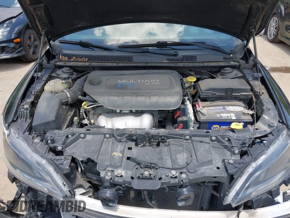 2015 Chrysler 200 S with VIN 1C3CCCBB1FN538906, listed as a IAAI auction lot 42567350 with 131,549 mi miles and . Bid and sale history available at DreamBid. Image 10.