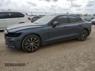 2021 Volvo S60 Momentum with VIN 7JR102FZ0MG119610, listed as a Copart auction lot 69328004 with 25,104 mi miles and Salvage Title. Bid and sale history available at carsss.com. Image 1.