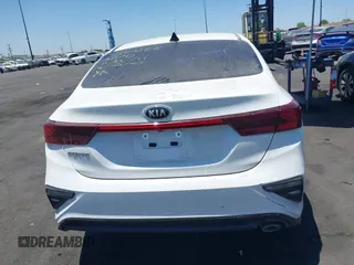 2021 Kia Forte LXS with VIN 3KPF24AD8ME403914, listed as a IAAI auction lot 42643903 with 34,305 mi miles and . Bid and sale history available at DreamBid. Image 15.