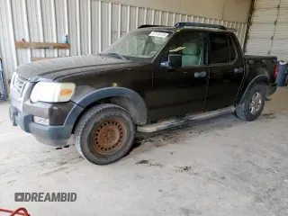 2007 Ford Explorer Sport Trac XLT z VIN 1FMEU31K57UA64013, wystawiony jako Copart lot #57179715 z przebiegiem 268 877 mil mil oraz Tytuł czysty. Historia ofert i sprzedaży dostępna na DreamBid. Obrazek 1.