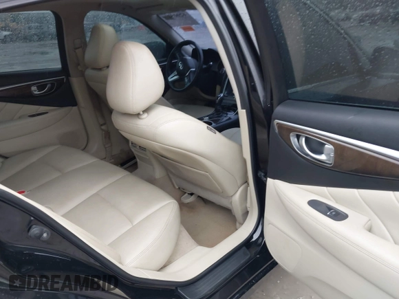 2018 Infiniti Q50 Sport z VIN JN1EV7AP3JM358184, wystawiony jako IAAI lot #42005200 z przebiegiem 99 264 mil mil oraz . Historia ofert i sprzedaży dostępna na DreamBid. Obrazek 8.