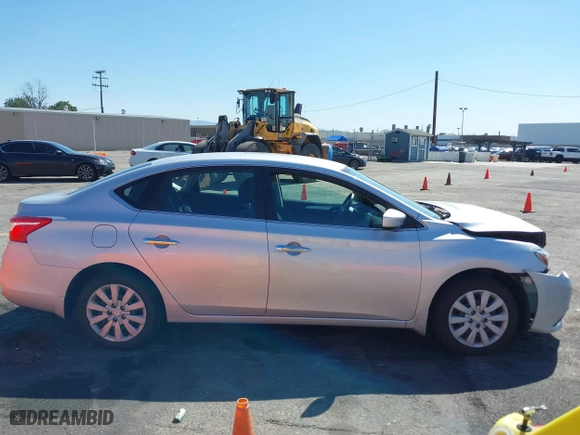 2019 Nissan Sentra S with VIN 3N1AB7AP0KY422624, listed as a IAAI auction lot 41772179 with 62,342 mi miles. Bid and sale history available at carsss.com. Image 13.