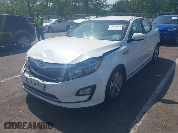 2014 Kia Optima LX with VIN KNAGM4AD8E5076052, listed as a IAAI auction lot 42170715 with 111,448 mi miles and . Bid and sale history available at DreamBid. Image 2.