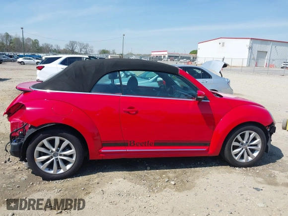 2015 Volkswagen Beetle с VIN 3VW5A7AT8FM817899, выставлен на аукционе IAAI как лот 41908409 с пробегом 134 420 миль миль и . История ставок и продаж доступна на DreamBid. Изображение 14.