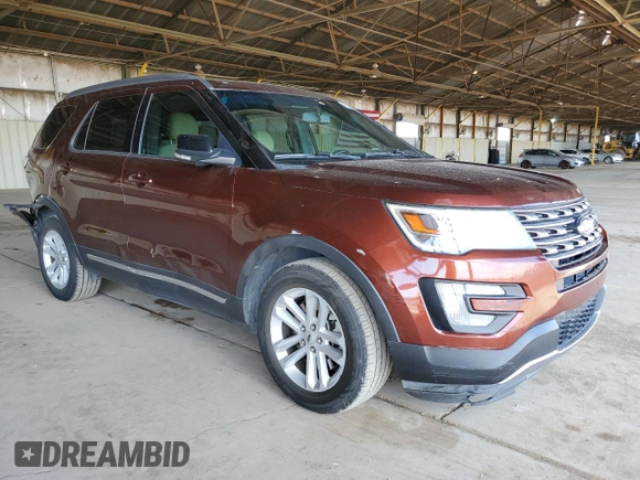 2016 Ford Explorer XLT with VIN 1FM5K7D85GGC05237, listed as a Copart auction lot 53132725 with 119,355 mi miles and Salvage Title. Bid and sale history available at carsss.com. Image 4.