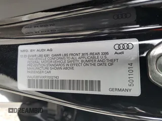 2024 Audi e-tron GT Premium Plus z VIN WAUFJBFWXR7002743, wystawiony jako Copart lot #67399864 z przebiegiem 873 mil mil oraz Szkody całkowita. Historia ofert i sprzedaży dostępna na DreamBid. Obrazek 15.
