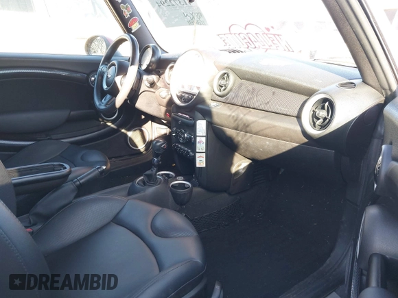 2013 MINI Convertible S with VIN WMWZP3C55DT705938, listed as a IAAI auction lot 41372294 with 118,481 mi miles and . Bid and sale history available at DreamBid. Image 5.
