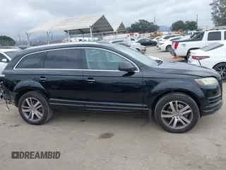 2015 Audi Q7 Premium Plus with VIN WA1LMAFE9FD031088, listed as a IAAI auction lot 42004406 with 208,707 mi miles and . Bid and sale history available at DreamBid. Image 14.
