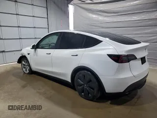 2024 Tesla Model Y Long Range с VIN 7SAYGDEE8RA266519, выставлен на аукционе Copart как лот 60899095 с пробегом Не указан миль и Списание • Salvage title. История ставок и продаж доступна на DreamBid. Изображение 2.