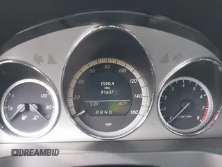2009 Mercedes-Benz C-Class 3.0L Sport with VIN WDDGF54X49R061724, listed as a IAAI auction lot 41600801 with 91,637 mi miles. Bid and sale history available at carsss.com. Image 7.