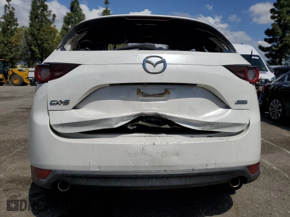 2019 Mazda CX-5 Touring with VIN JM3KFACM2K0545820, listed as a Copart auction lot 51932025 with 0 mi miles and Non Repairable. Bid and sale history available at carsss.com. Image 6.