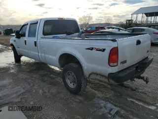 2000 Ford F-350 XL with VIN 1FTSW31F6YEC96409, listed as a Copart auction lot 42994345 with 334,310 mi miles and Salvage title. Bid and sale history available at DreamBid. Image 2.