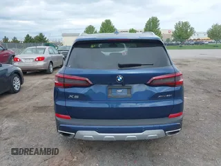 2022 BMW X5 xDrive40i z VIN 5UXCR6C08N9J99866, wystawiony jako IAAI lot #42215532 z przebiegiem 53 484 mil mil oraz . Historia ofert i sprzedaży dostępna na DreamBid. Obrazek 16.
