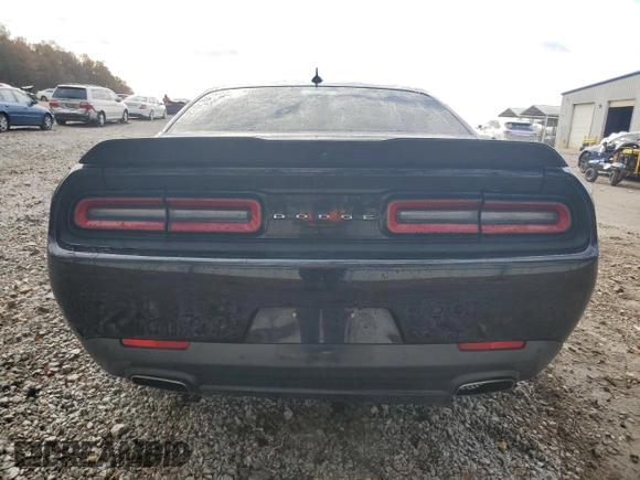 2017 Dodge Challenger SXT z VIN 2C3CDZAG3HH607149, wystawiony jako Copart lot #81941844 z przebiegiem 141 536 mil mil oraz Szkoda całkowita • Salvage title. Historia ofert i sprzedaży dostępna na DreamBid. Obrazek 6.