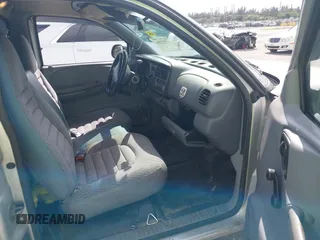 1997 Dodge Dakota with VIN 1B7FL26X7VS252440, listed as a IAAI auction lot 41572286 with Not Provided miles and . Bid and sale history available at carsss.com. Image 5.