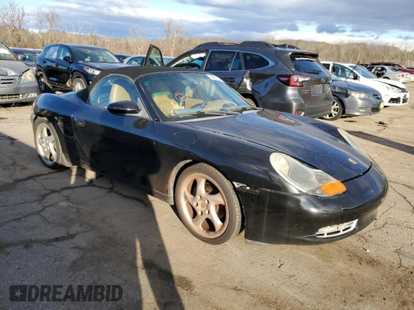 2000 Porsche Boxster z VIN WP0CA2980YU626358, wystawiony jako Copart lot #36977344 z przebiegiem 117 561 mil mil oraz Szkoda całkowita • Salvage title. Historia ofert i sprzedaży dostępna na DreamBid. Obrazek 4.