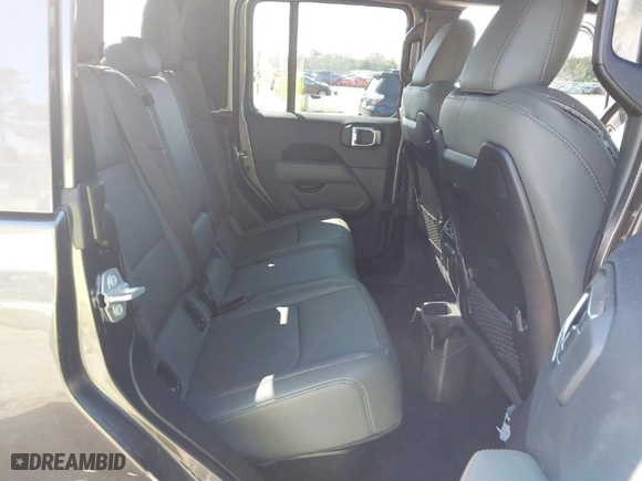 2024 Jeep Gladiator Mojave X with VIN 1C6JJTEGXRL123199, listed as a IAAI auction lot 41683087 with 7,326 mi miles. Bid and sale history available at carsss.com. Image 8.