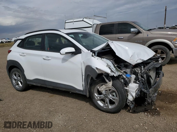 2022 Hyundai Kona SE with VIN KM8K2CAB2NU863916, listed as a Copart auction lot 68952394 with 33,708 mi miles and Salvage Title. Bid and sale history available at carsss.com. Image 4.