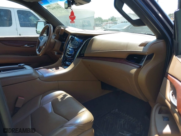 2017 Cadillac Escalade Platinum with VIN 1GYS4DKJ2HR232434, listed as a IAAI auction lot 41870447 with 89,003 mi miles. Bid and sale history available at carsss.com. Image 5.