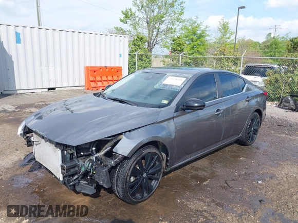 2021 Nissan Altima SR with VIN 1N4BL4CV2MN417391, listed as a IAAI auction lot 42074358 with 29,773 mi miles and . Bid and sale history available at carsss.com. Image 18.