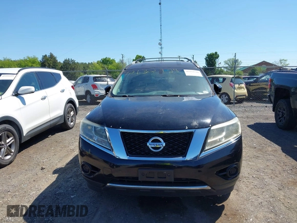 2013 Nissan Pathfinder S with VIN 5N1AR2MM4DC626749, listed as a IAAI auction lot 42132728 with 197,237 mi miles. Bid and sale history available at carsss.com. Image 6.