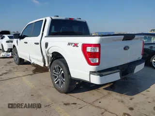 2023 Ford F-150 XL z VIN 1FTEW1CPXPKF87647, wystawiony jako IAAI lot #41486870 z przebiegiem 23 609 mil mil oraz . Historia ofert i sprzedaży dostępna na DreamBid. Obrazek 3.