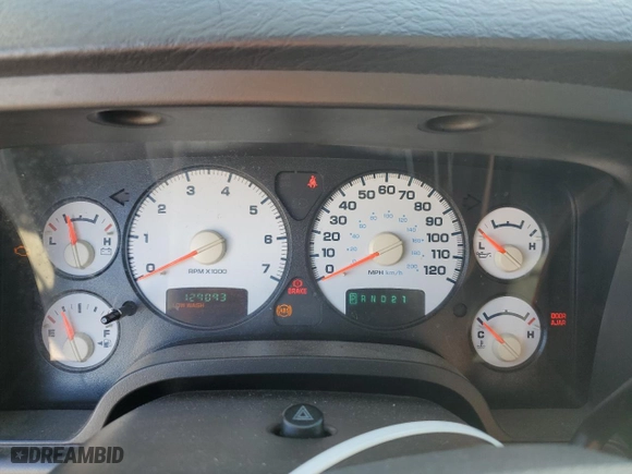 2004 Dodge Ram 2500 SLT with VIN 3D7KU28D14G113284, listed as a Copart auction lot 49345185 with 129,093 mi miles and Clean Title. Bid and sale history available at carsss.com. Image 9.