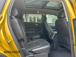 2018 Volkswagen Atlas SEL Premium z VIN 1V2NR2CA3JC564705, wystawiony jako Copart lot #58064385 z przebiegiem 114 723 mil mil oraz Czysty tytuł • Clean title. Historia ofert i sprzedaży dostępna na DreamBid. Obrazek 6.