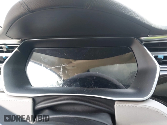 2014 Tesla Model S 60 with VIN 5YJSA1H1XEFP40611, listed as a IAAI auction lot 42826752 with Not provided miles and . Bid and sale history available at DreamBid. Image 14.