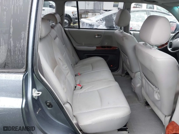 2007 Toyota Highlander w/3rd Row with VIN JTEEP21A670193071, listed as a IAAI auction lot 41861569 with 122,843 mi miles. Bid and sale history available at carsss.com. Image 8.