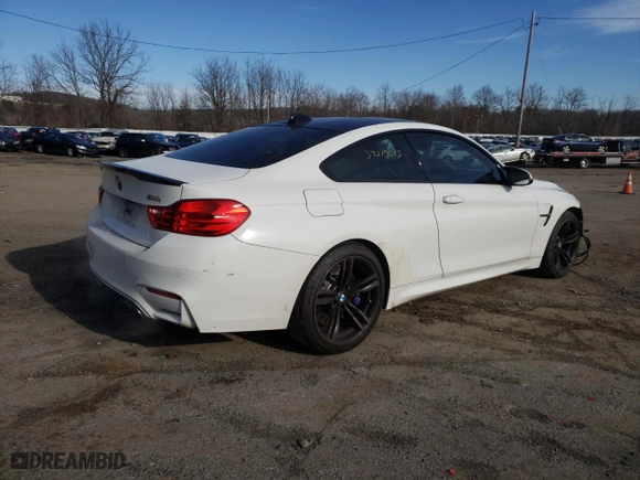2015 BMW M4 with VIN WBS3R9C56FK329676, listed as a Copart auction lot 39219683 with 84,307 mi miles. Bid and sale history available at carsss.com. Image 3.