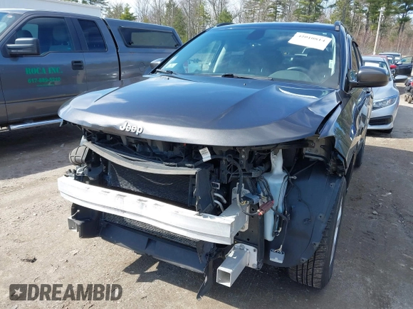 2018 Jeep Compass Latitude z VIN 3C4NJDBB9JT253055, wystawiony jako IAAI lot #42010814 z przebiegiem 83 270 mil mil oraz . Historia ofert i sprzedaży dostępna na DreamBid. Obrazek 6.