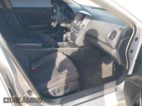 2014 Nissan Maxima S z VIN 1N4AA5AP3EC454989, wystawiony jako IAAI lot #40953780 z przebiegiem 194 207 mil mil oraz . Historia ofert i sprzedaży dostępna na DreamBid. Obrazek 5.