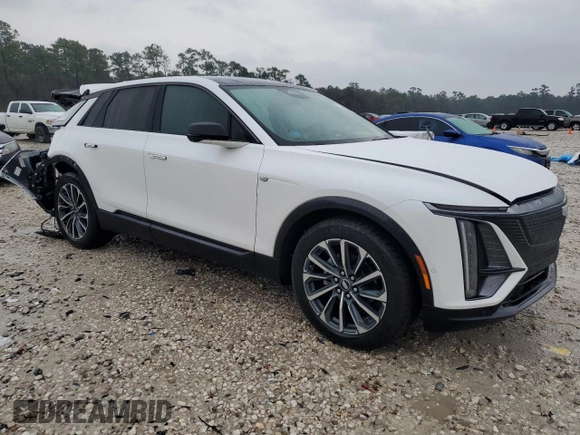 2024 Cadillac LYRIQ Sport z VIN 1GYKPTRK3RZ114328, wystawiony jako Copart lot #44822765 z przebiegiem 14 338 mil mil oraz Tytuł czysty. Historia ofert i sprzedaży dostępna na DreamBid. Obrazek 4.