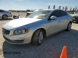 2015 Volvo S60 T5 Drive-E Premier with VIN YV140MFK7F2355479, listed as a Copart auction lot 39203714 with 106,920 mi miles. Bid and sale history available at carsss.com. Image 1.